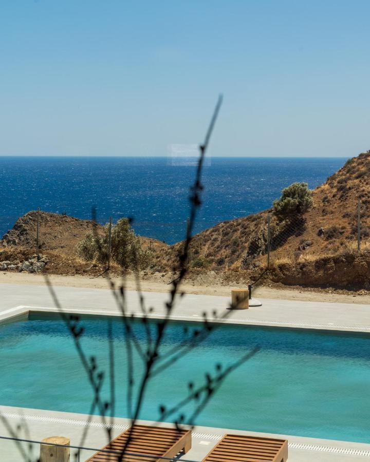 Celine Private Residences Лентас Екстер'єр фото