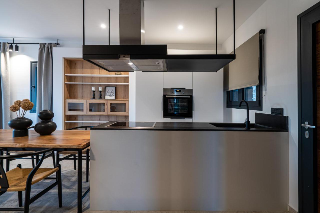 Celine Private Residences Лентас Екстер'єр фото